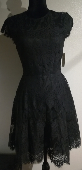 Black lace Dress. NWT - Picture 8 of 10
